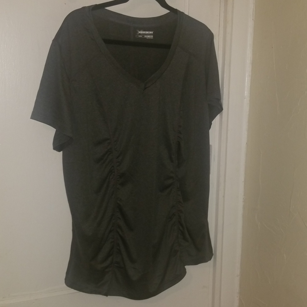 Xersion Jcp gray activewear top 3x nwt